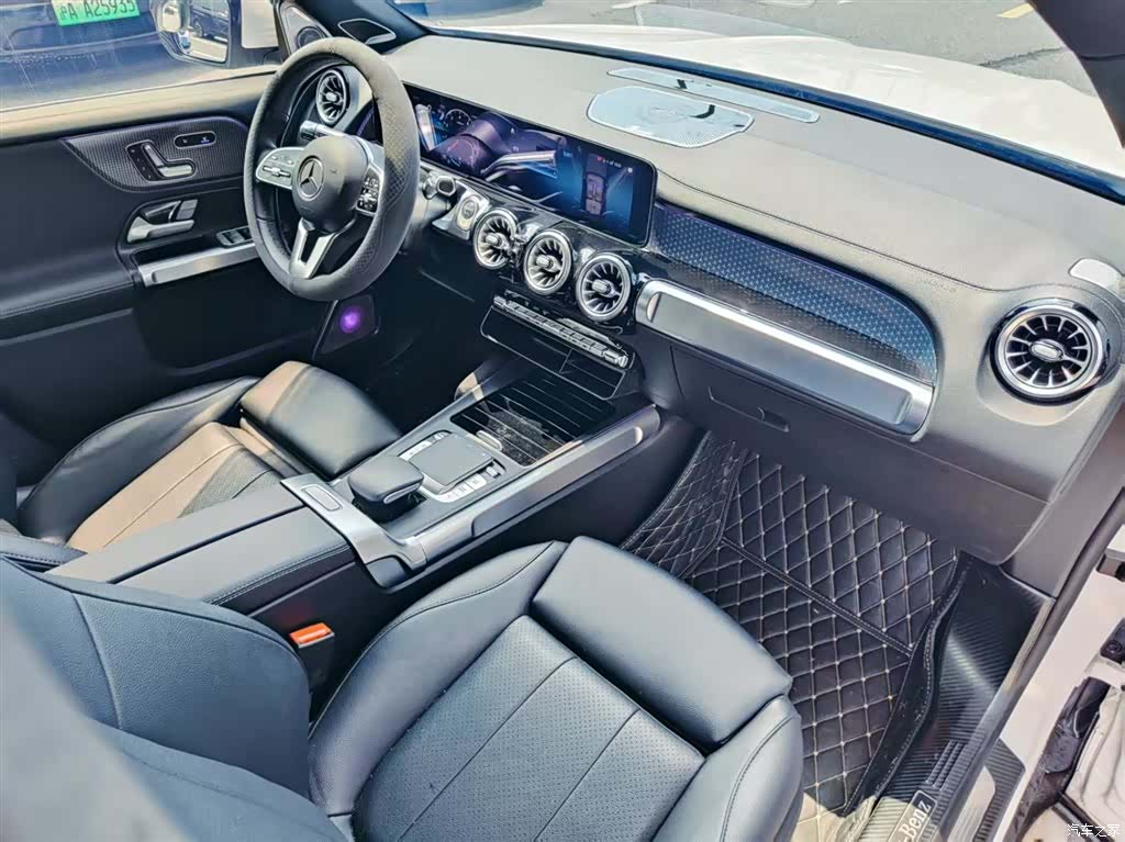 Mercedes-Benz GLB, 2023 21