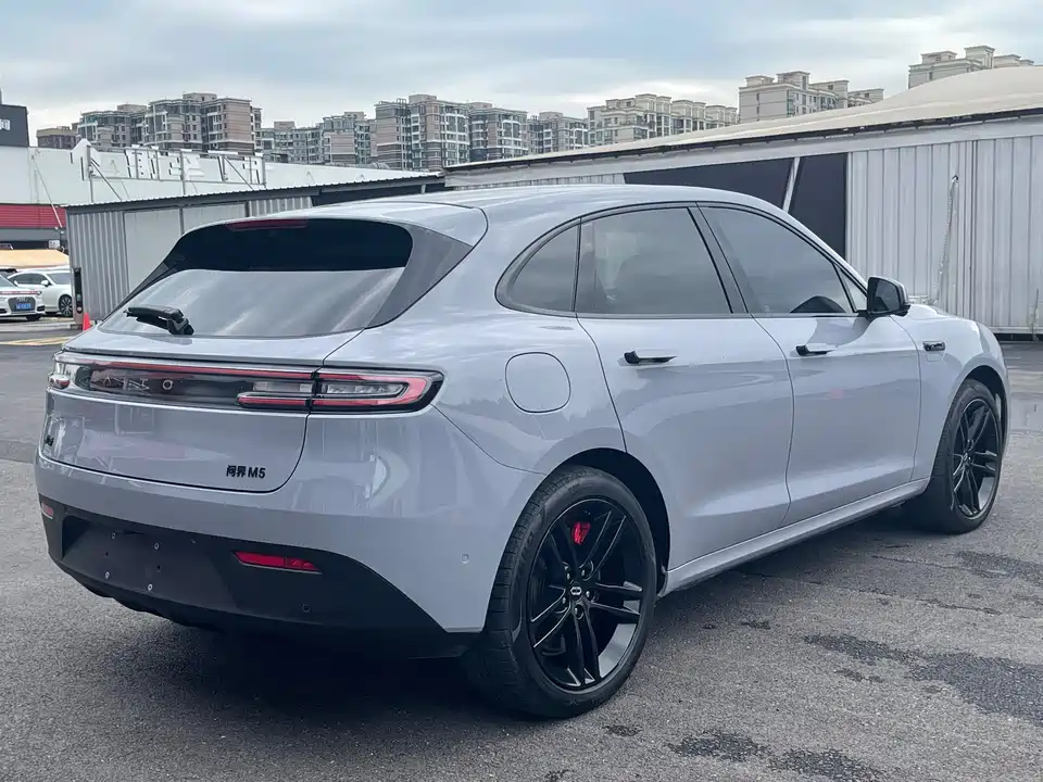 HarmonyOS Ask the world M5