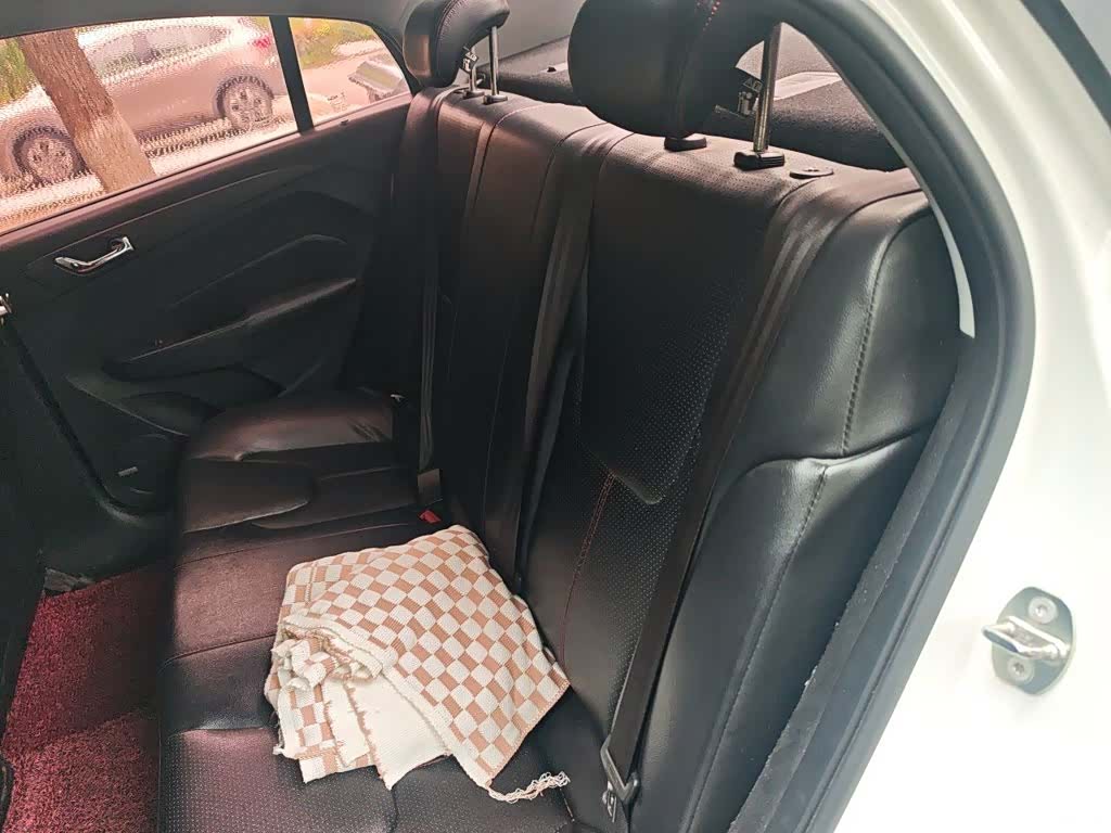 Chery 5, 2017 15