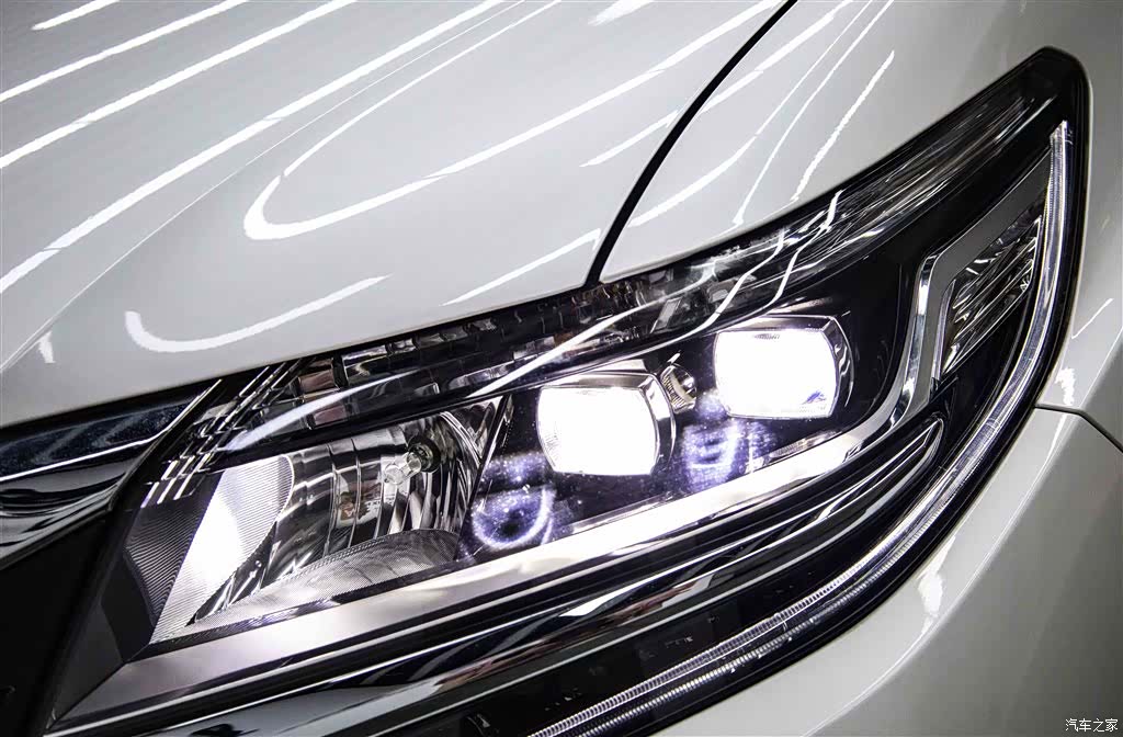Honda Elysion, 2016 10
