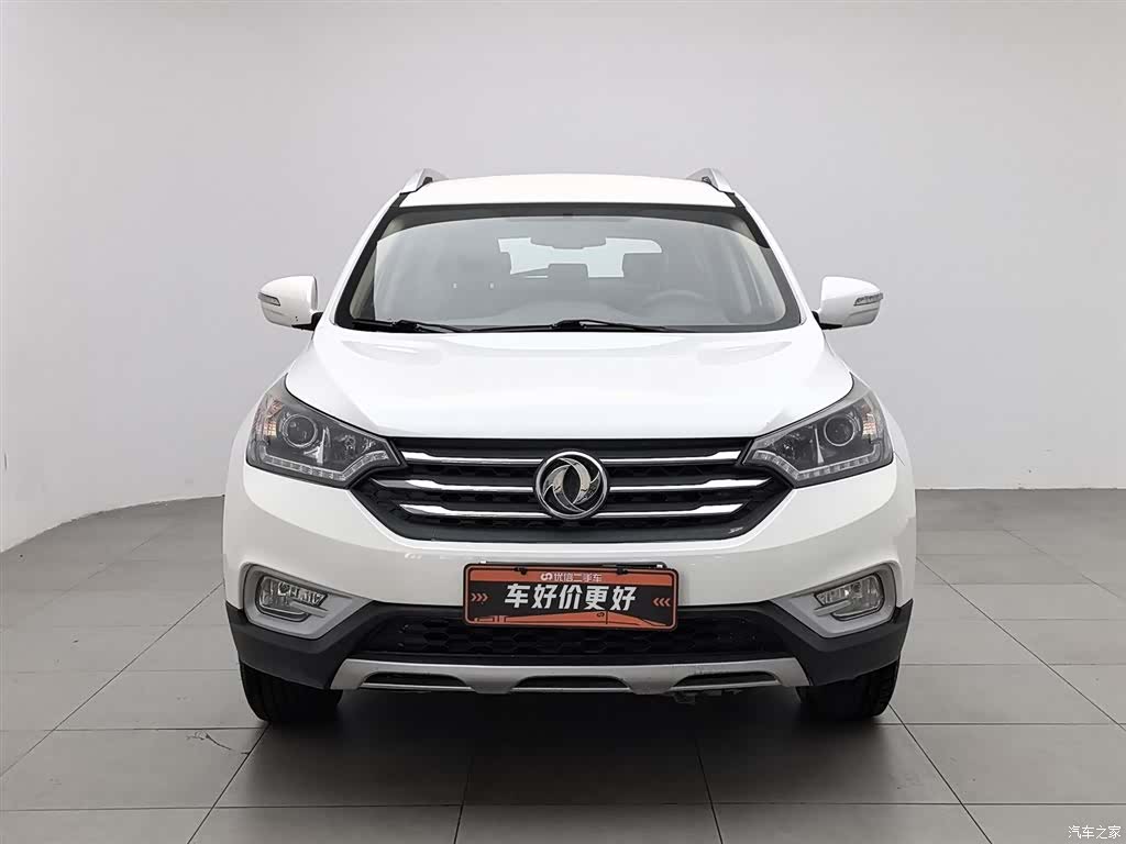 DongFeng AX7, 2015 3