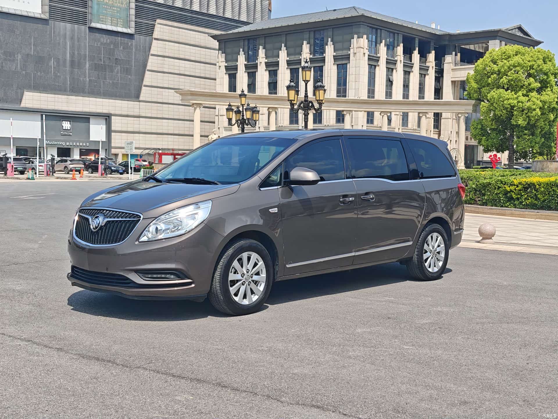 Buick GL8