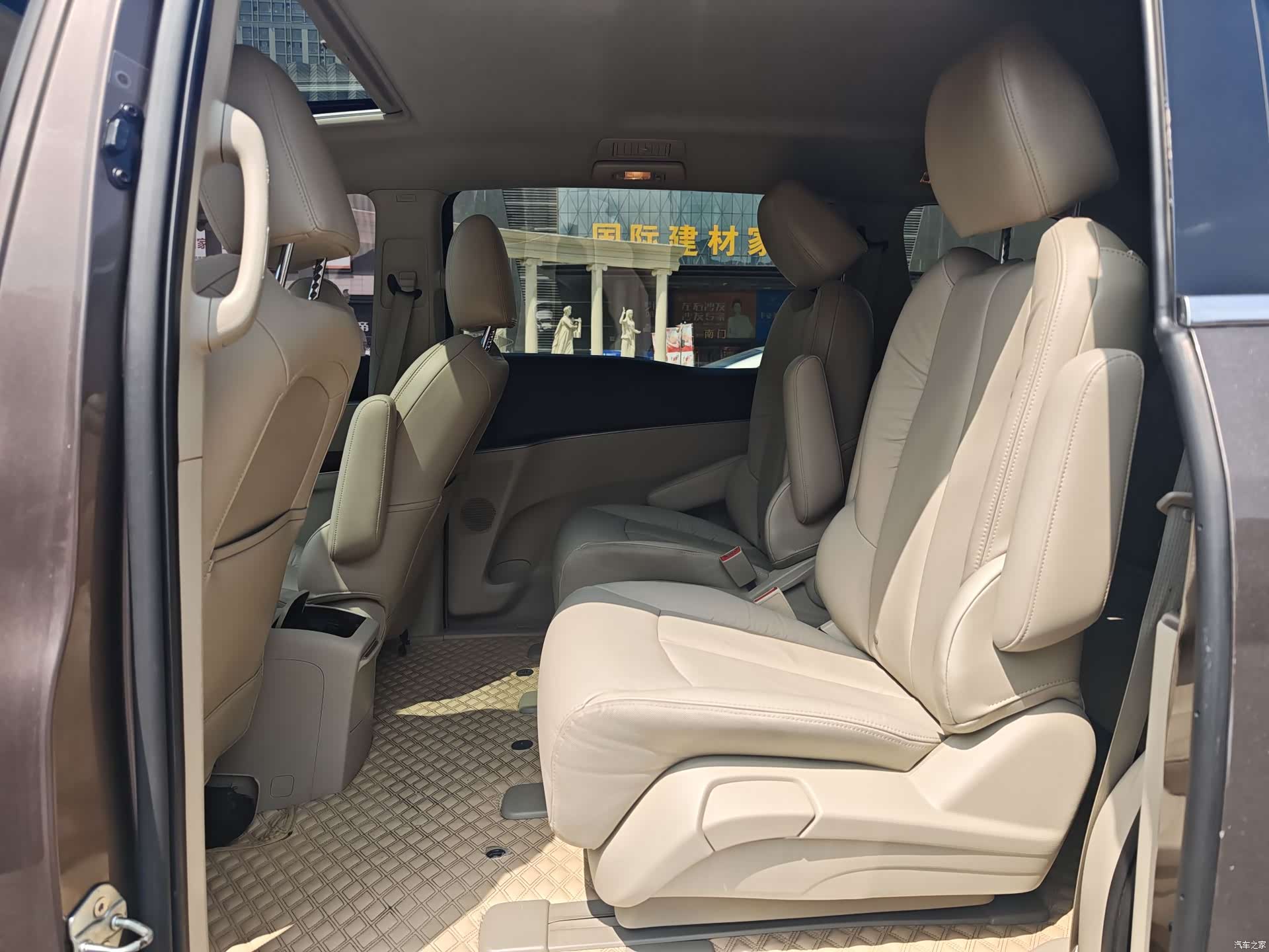 Buick GL8, 2017 все фото