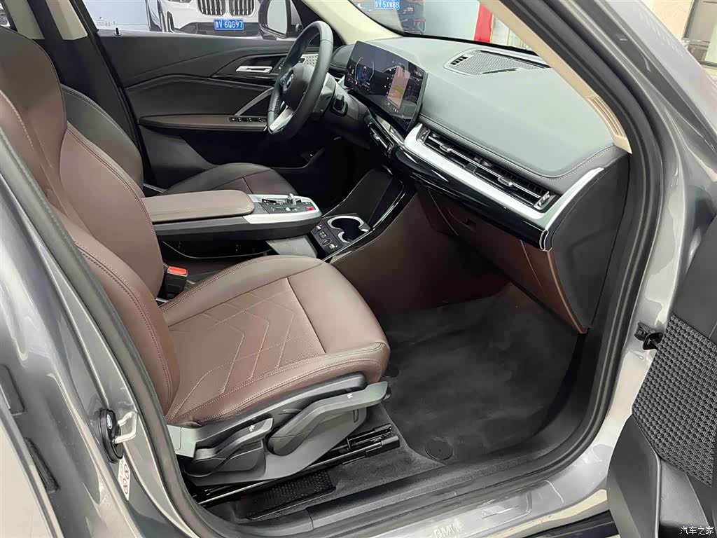BMW X1, 2023 12