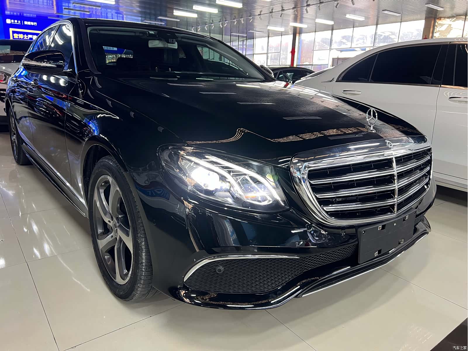 Mercedes-Benz E-Class, 2017 3