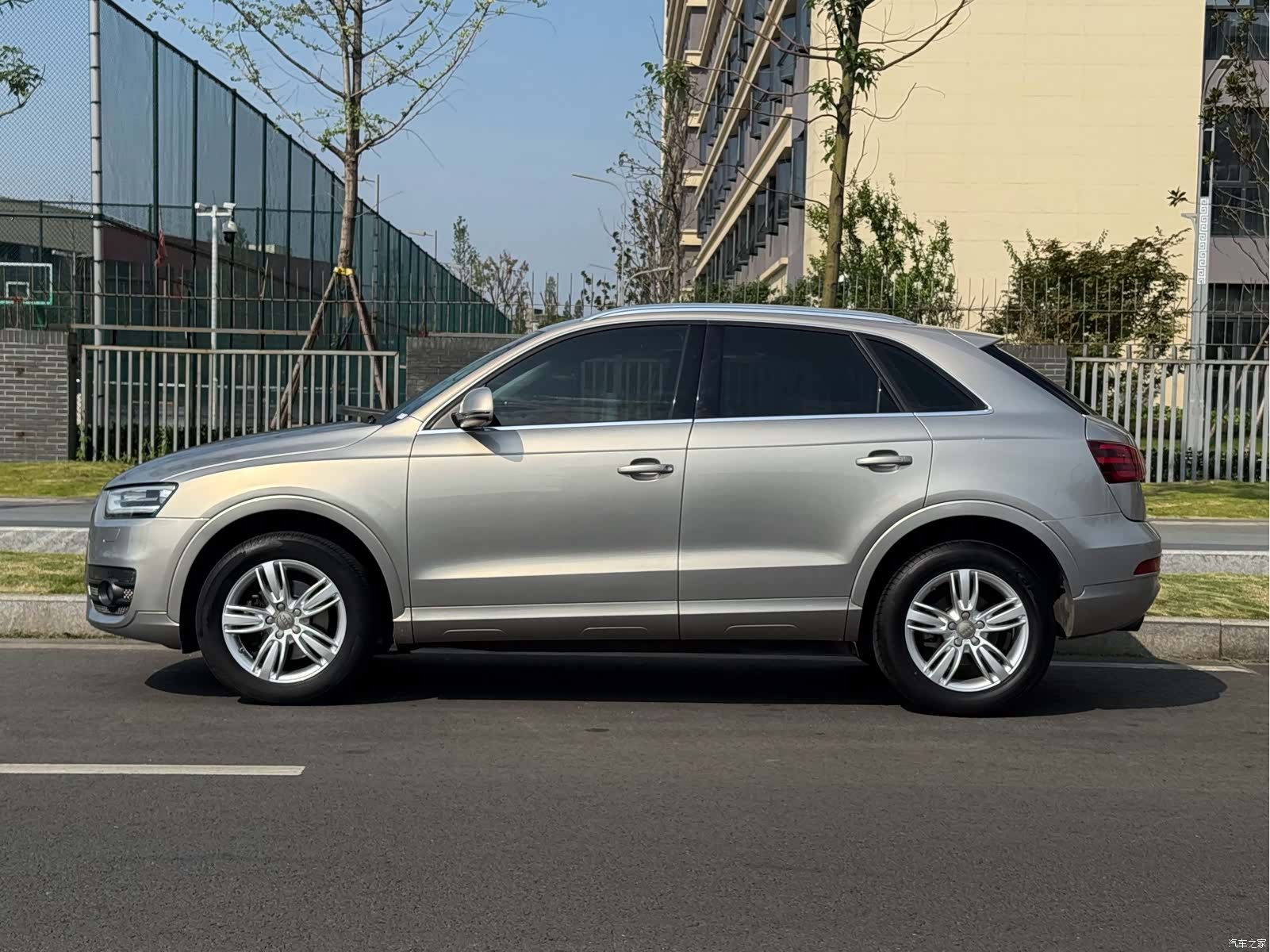 Audi Q3, 2014 15
