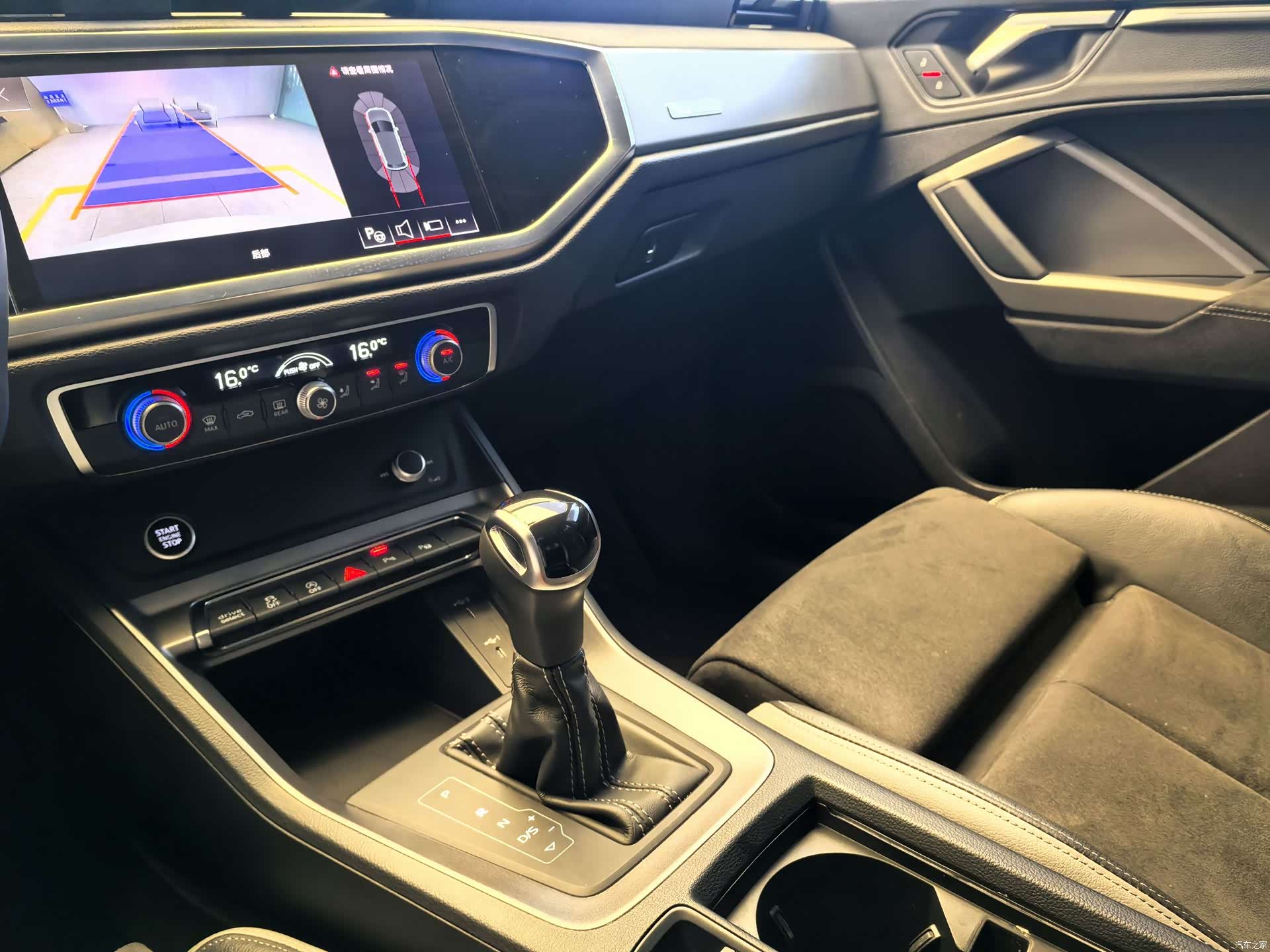 Audi Q3, 2022 10
