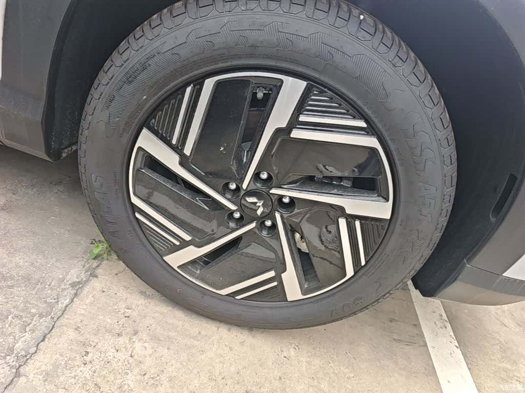 Wuling Starlight, 2026 14