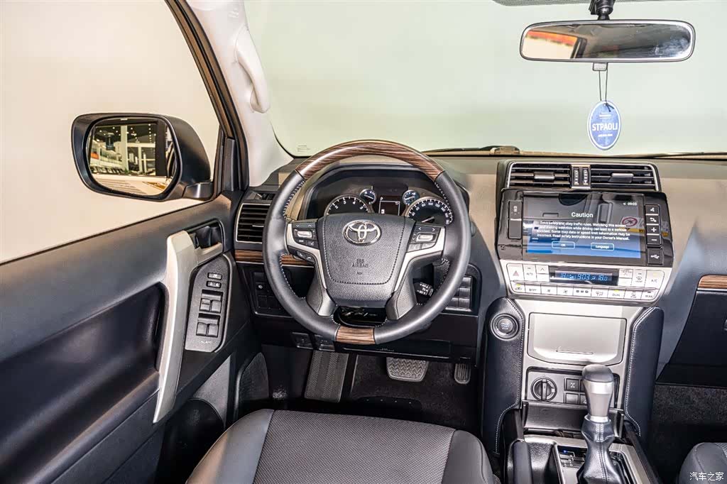 Toyota Prado, 2026 11