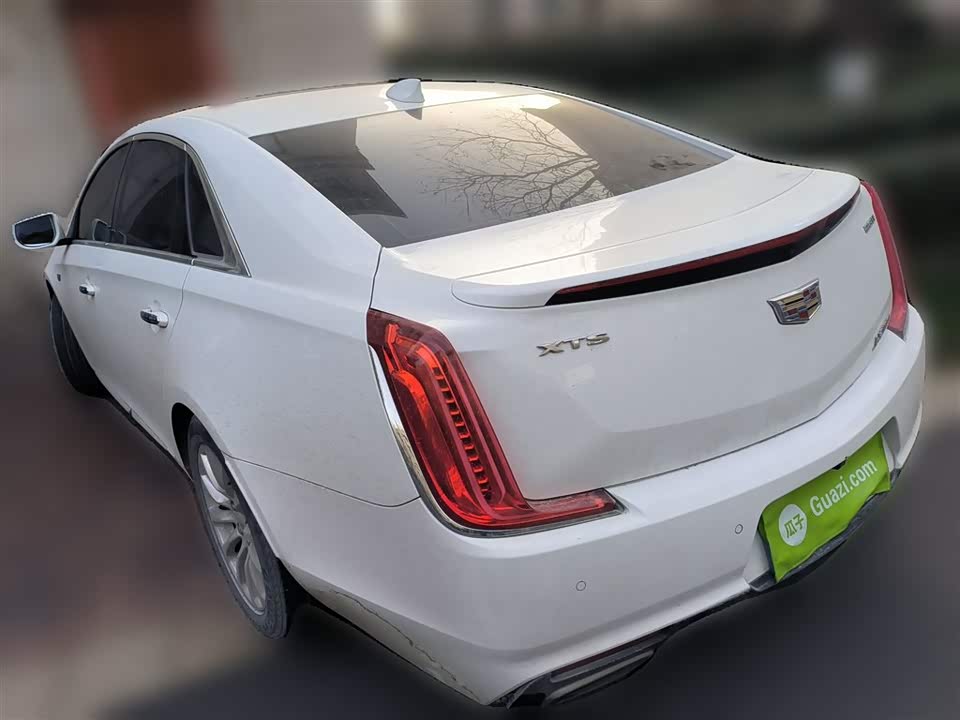 Cadillac XTS