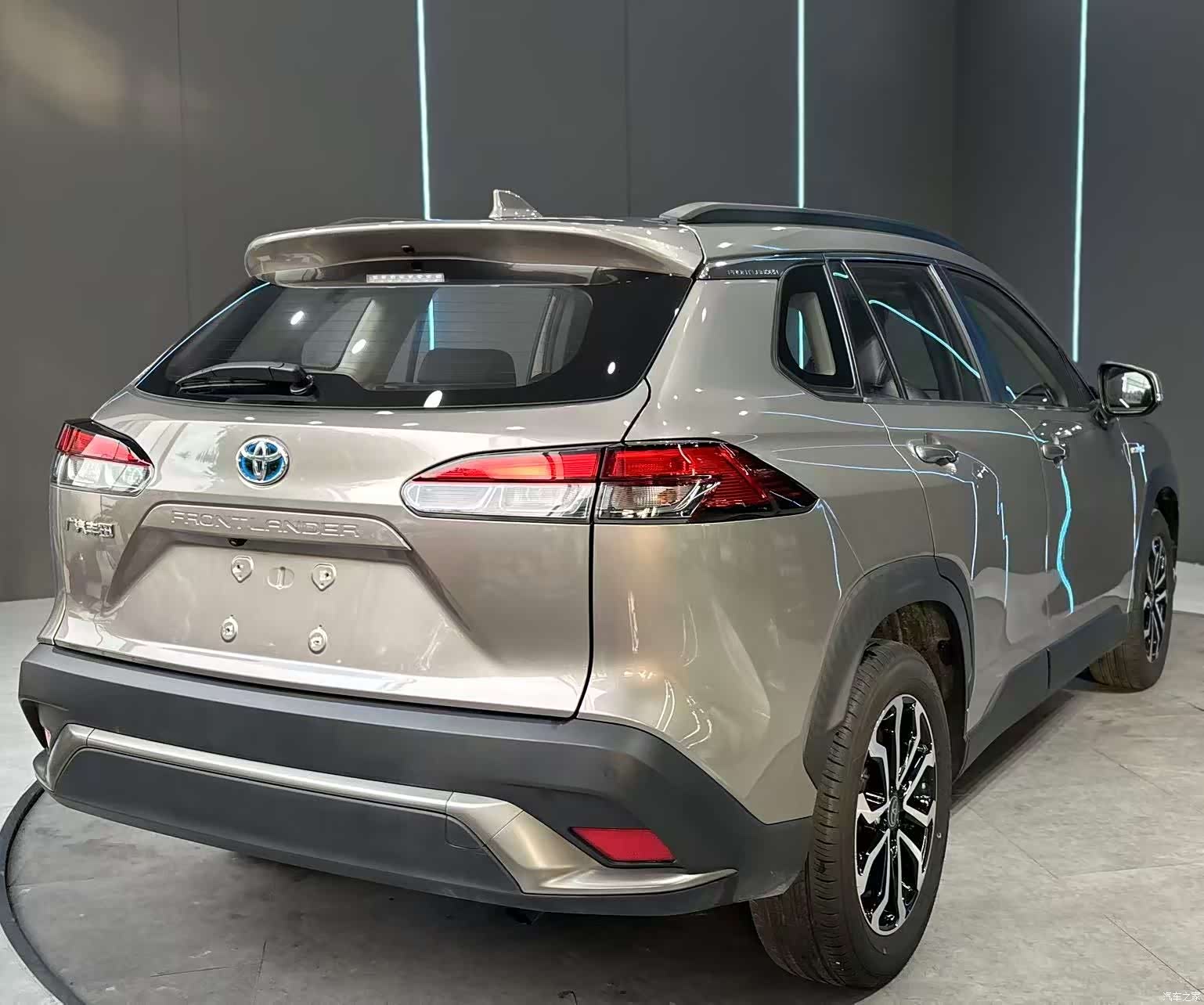 Toyota Frontlander, 2023 6