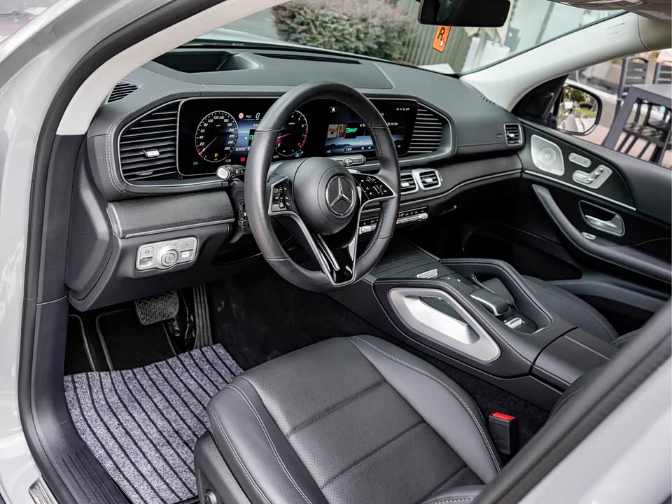 Mercedes-Benz GLE Mercedes-Benz GLE