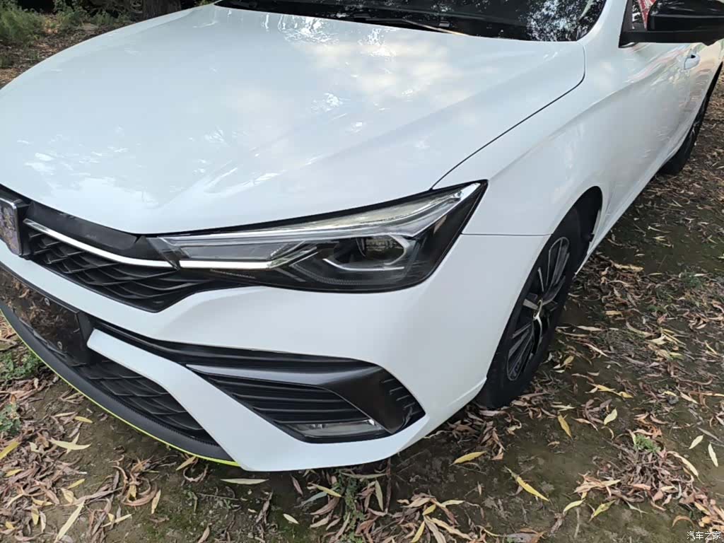 Roewe i5, 2022 24