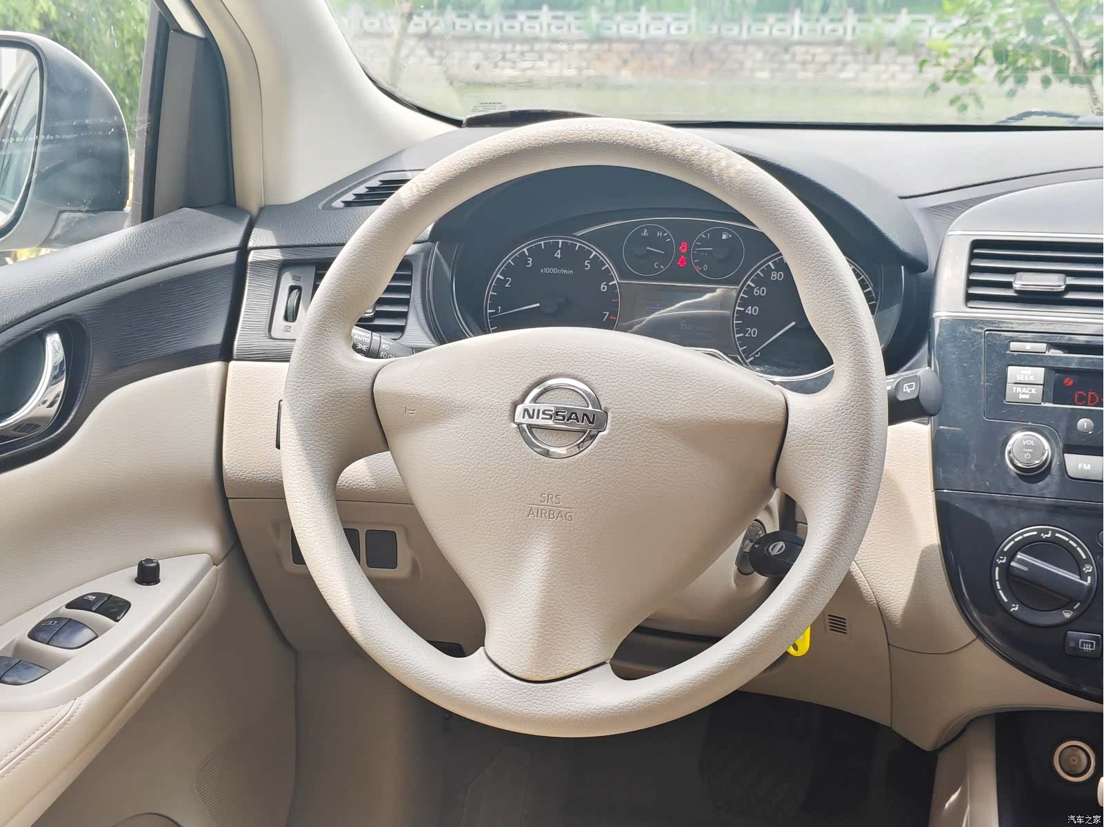 Nissan Tiida, 2012 12