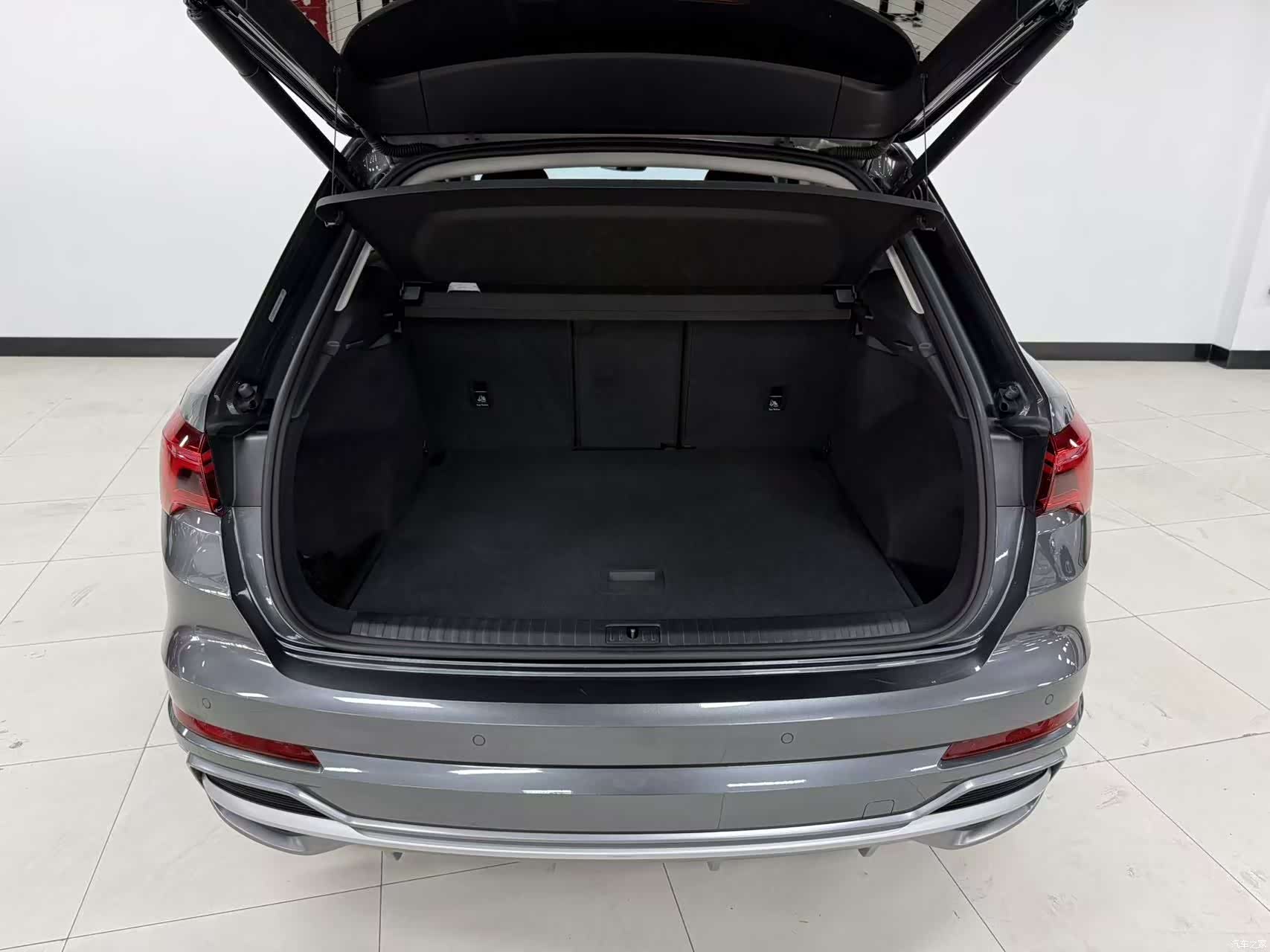 Audi Q3, 2022 8