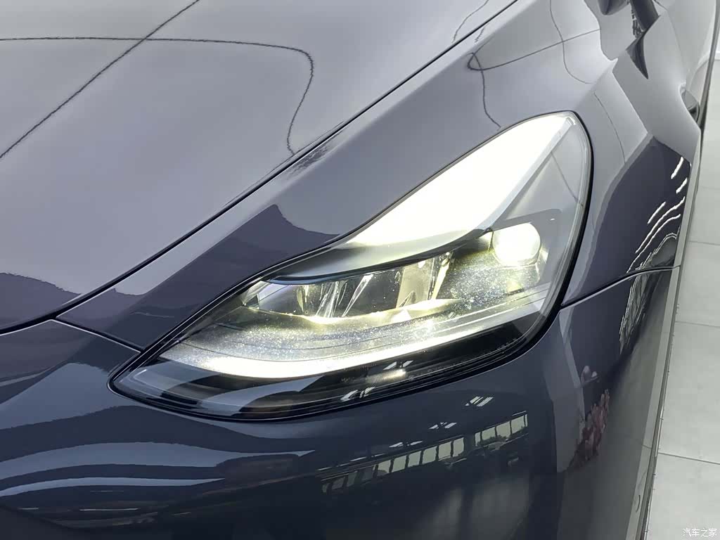 Tesla Model Y, 2023 11