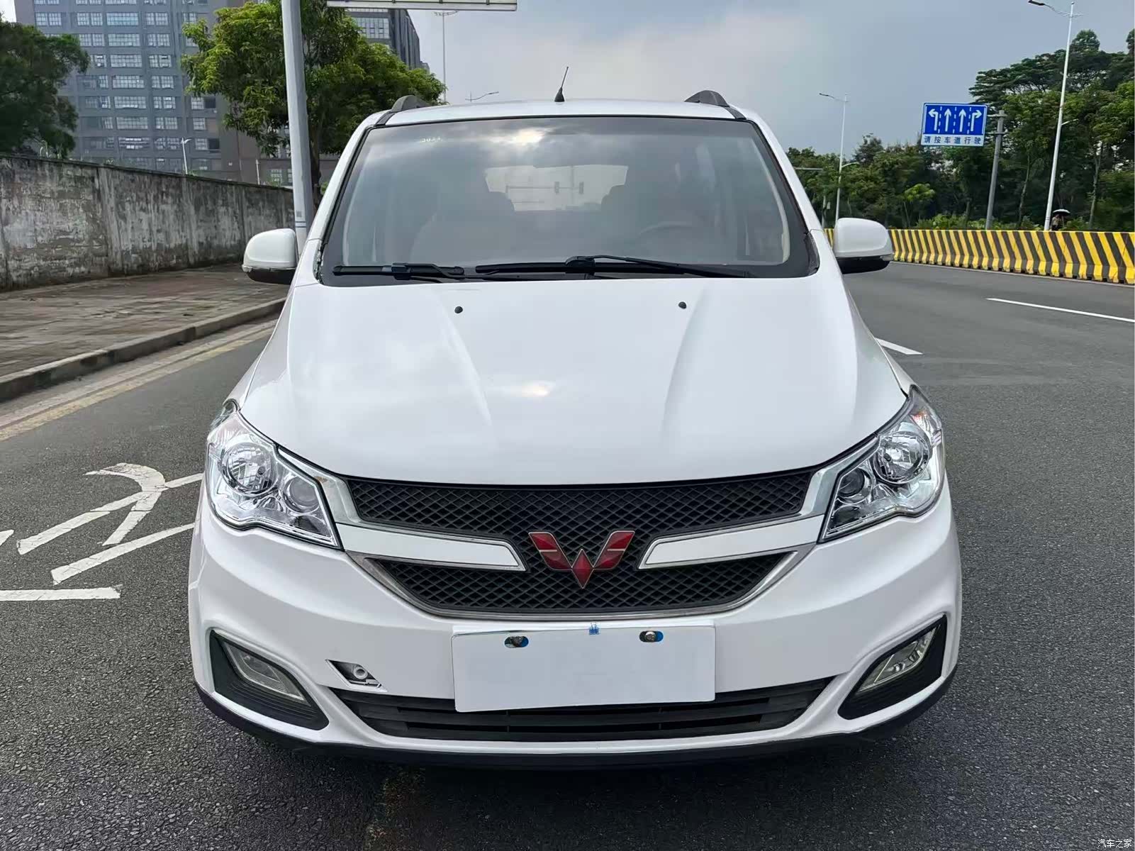 Wuling Hongguang, 2016 2