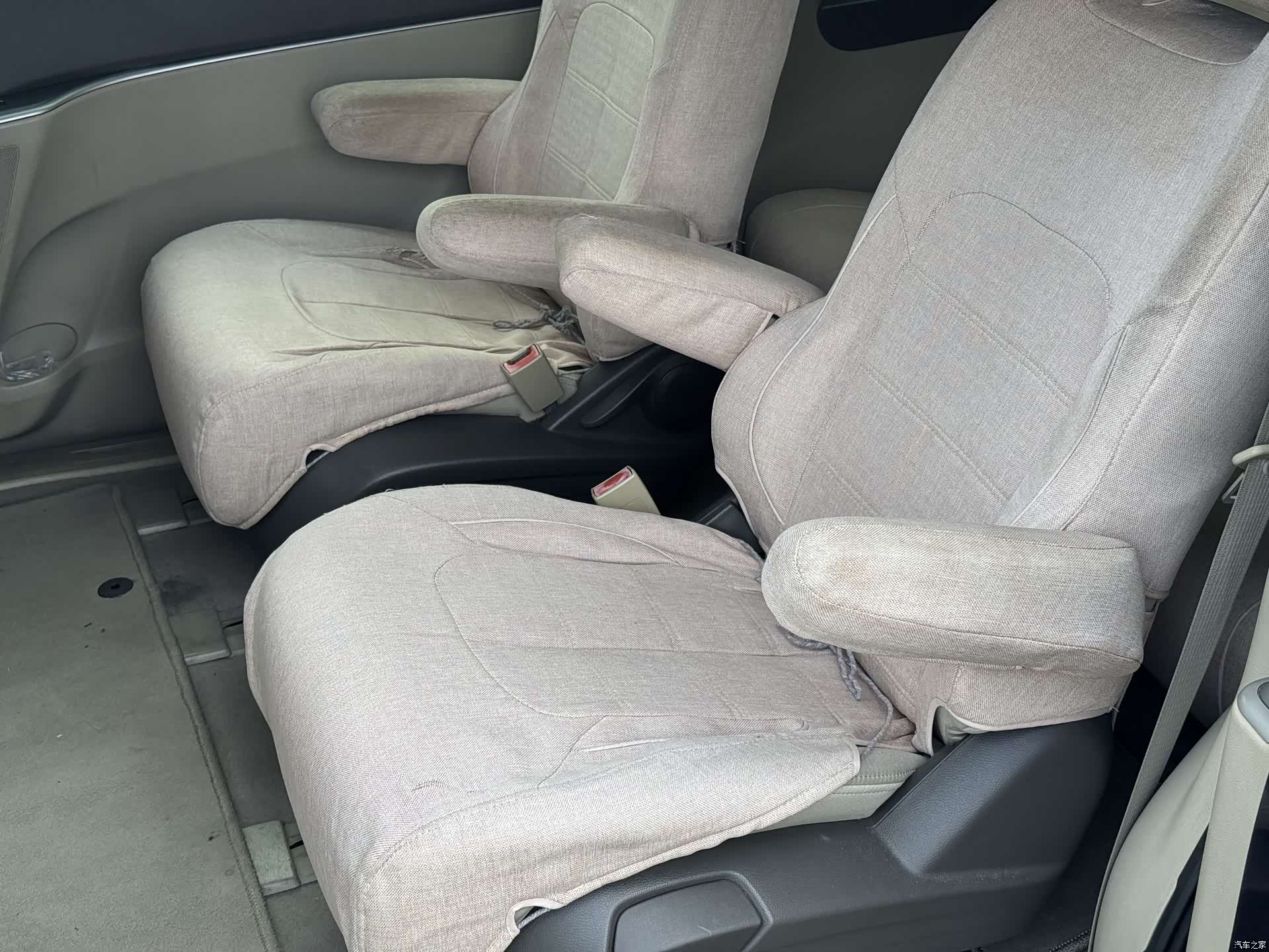 Buick GL8, 2013 17