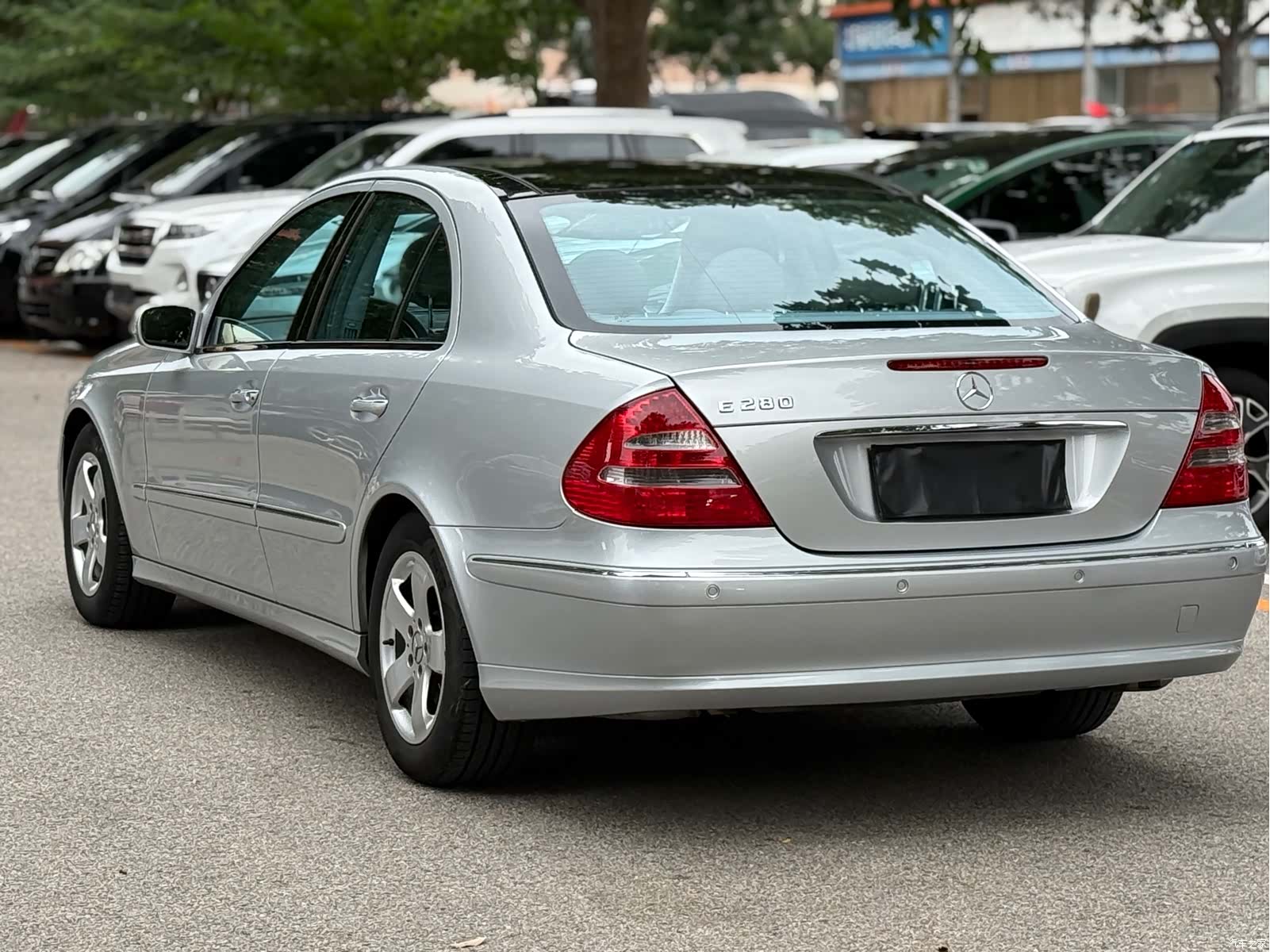 Mercedes-Benz E-Class, 2006 19