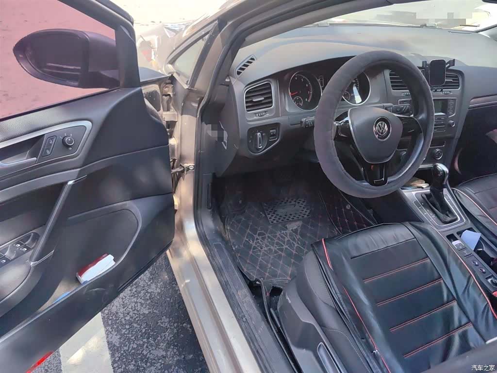 Volkswagen Golf, 2015 14