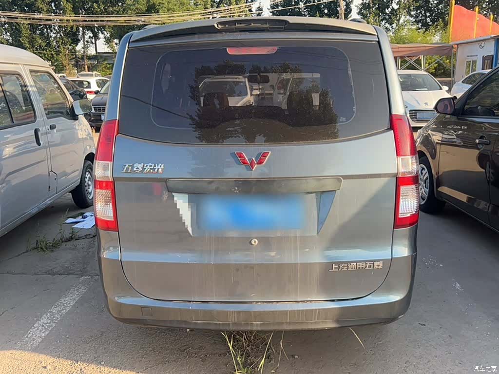 Wuling Hongguang, 2015 13