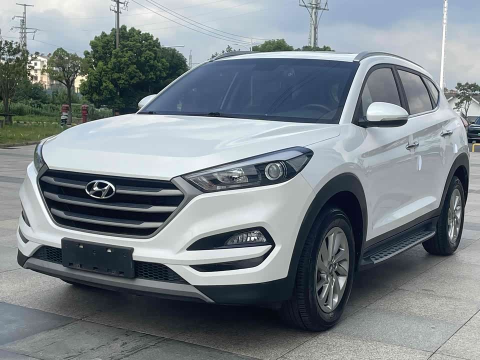 Hyundai Tucson Hyundai Tucson