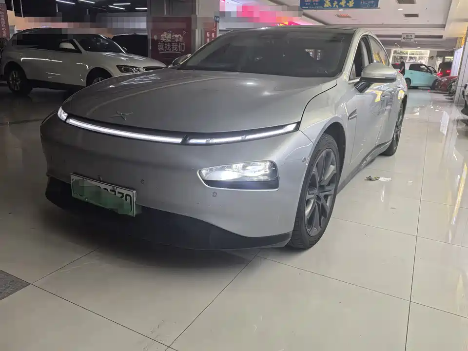 XPENG P7