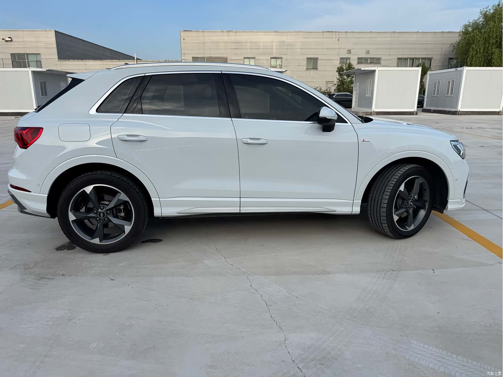 Audi Q3, 2022 13