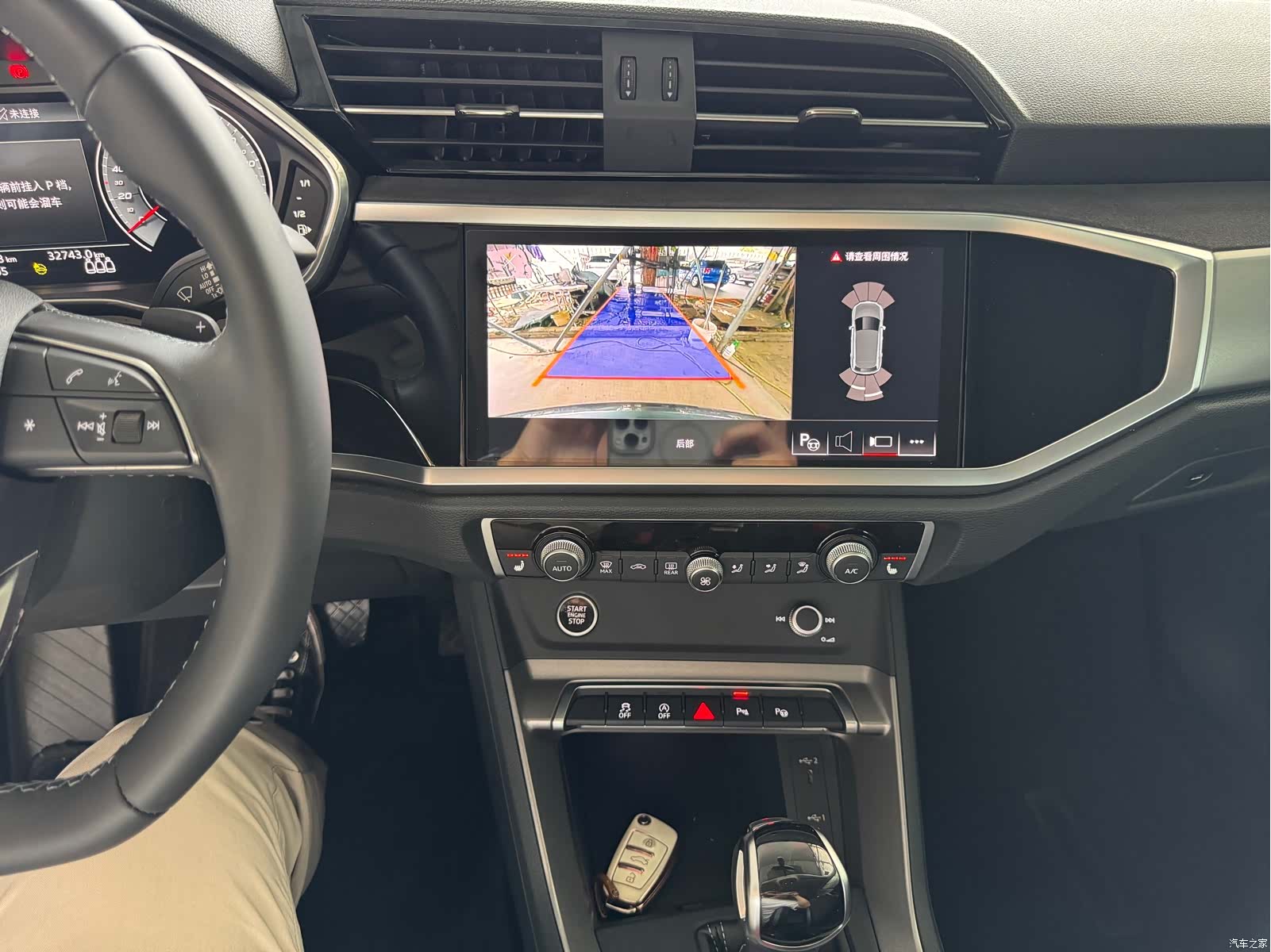 Audi Q3, 2022 9