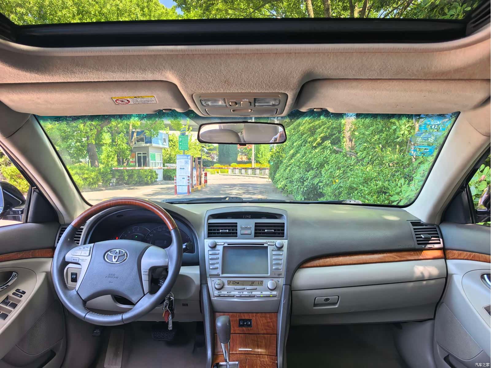 Toyota Camry, 2011 11