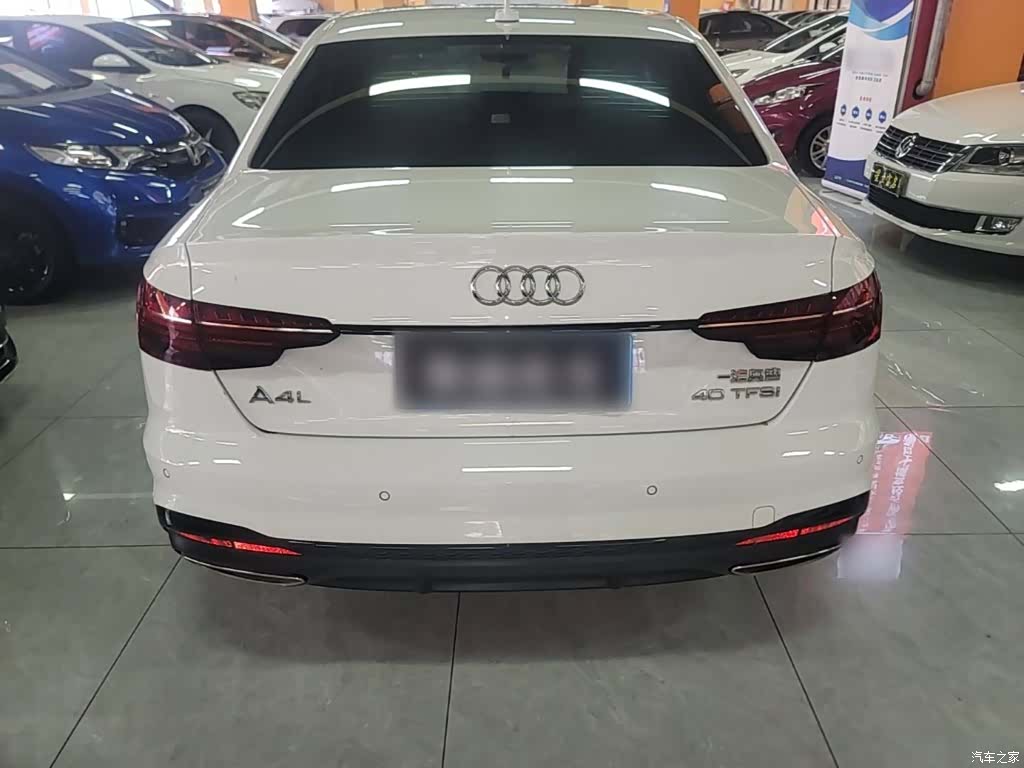 Audi A4L, 2022 6
