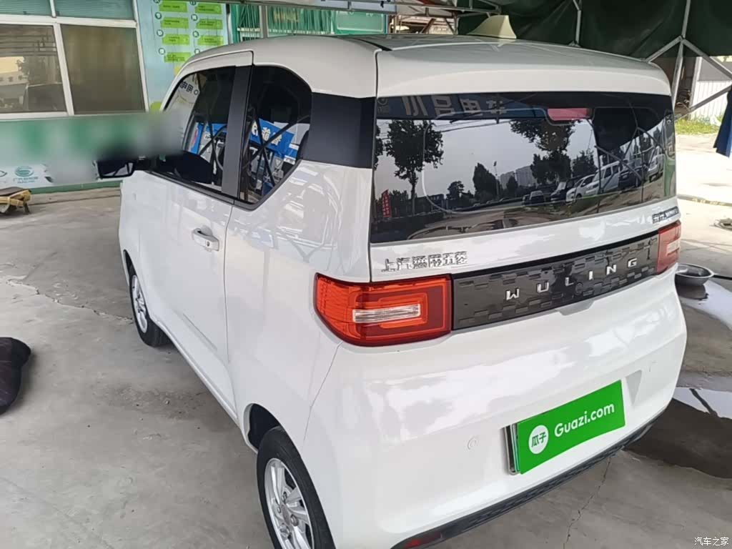 Wuling MINIEV, 2020 все фото