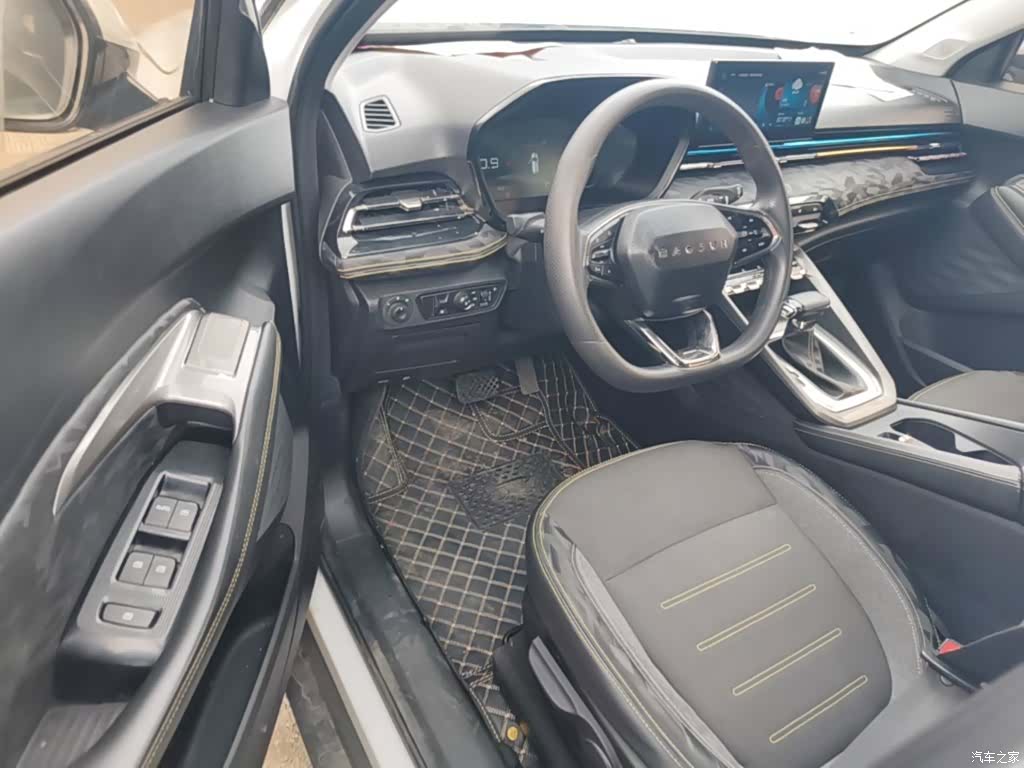 Wuling RS-3, 2019 16