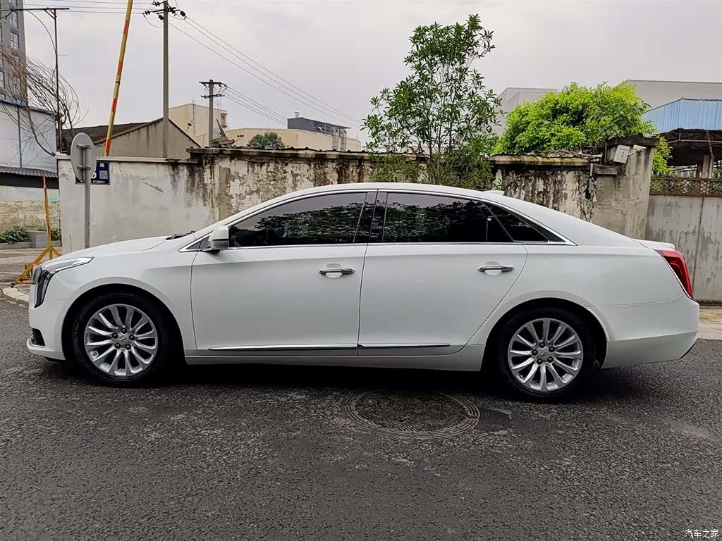 Cadillac XTS, 2019 3