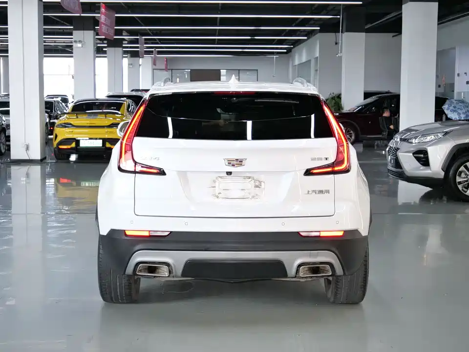 Cadillac XT4