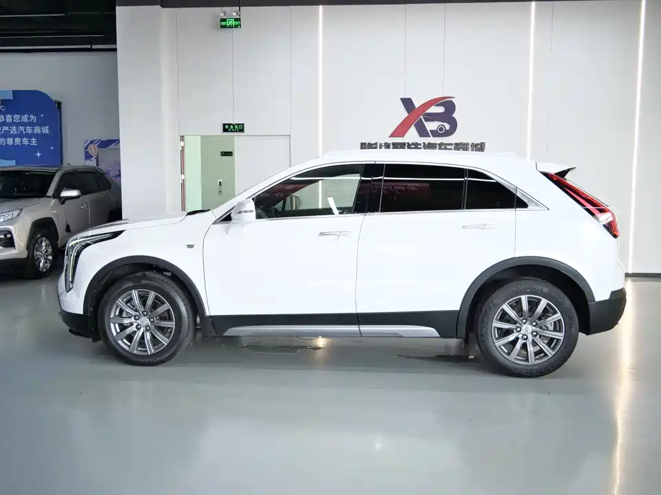 Cadillac XT4