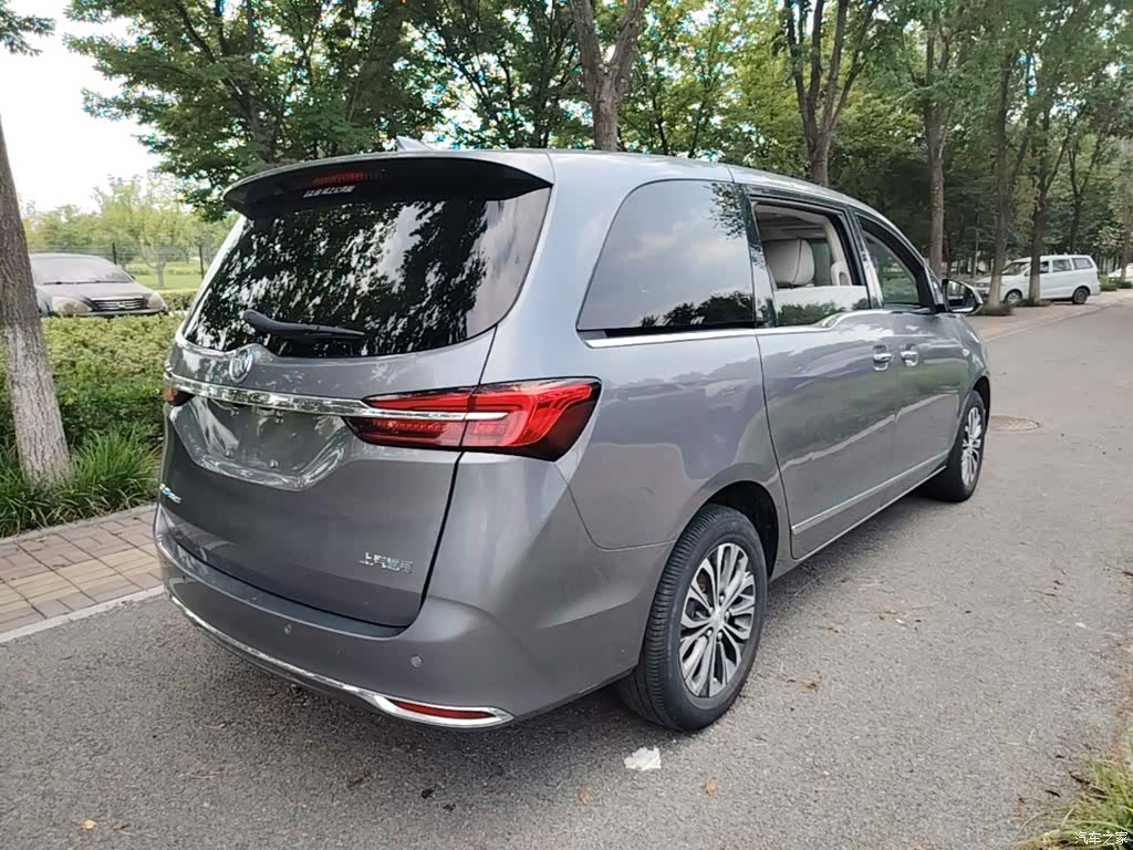 Buick GL8, 2021 7