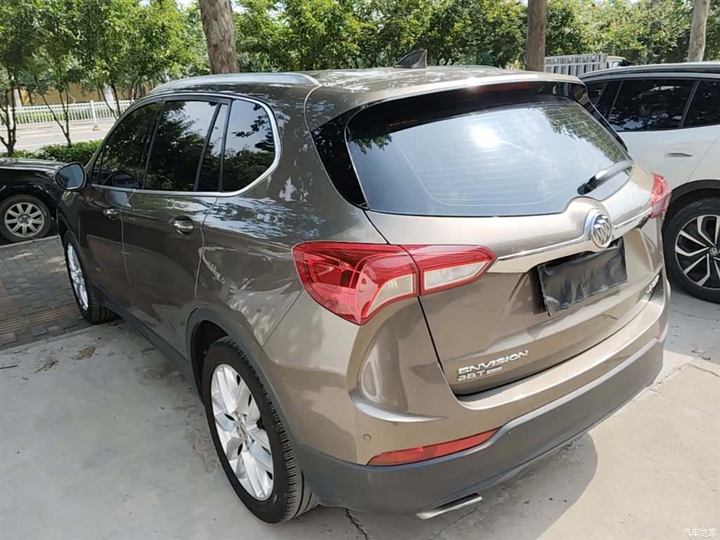 Buick Envision Plus, 2018 все фото