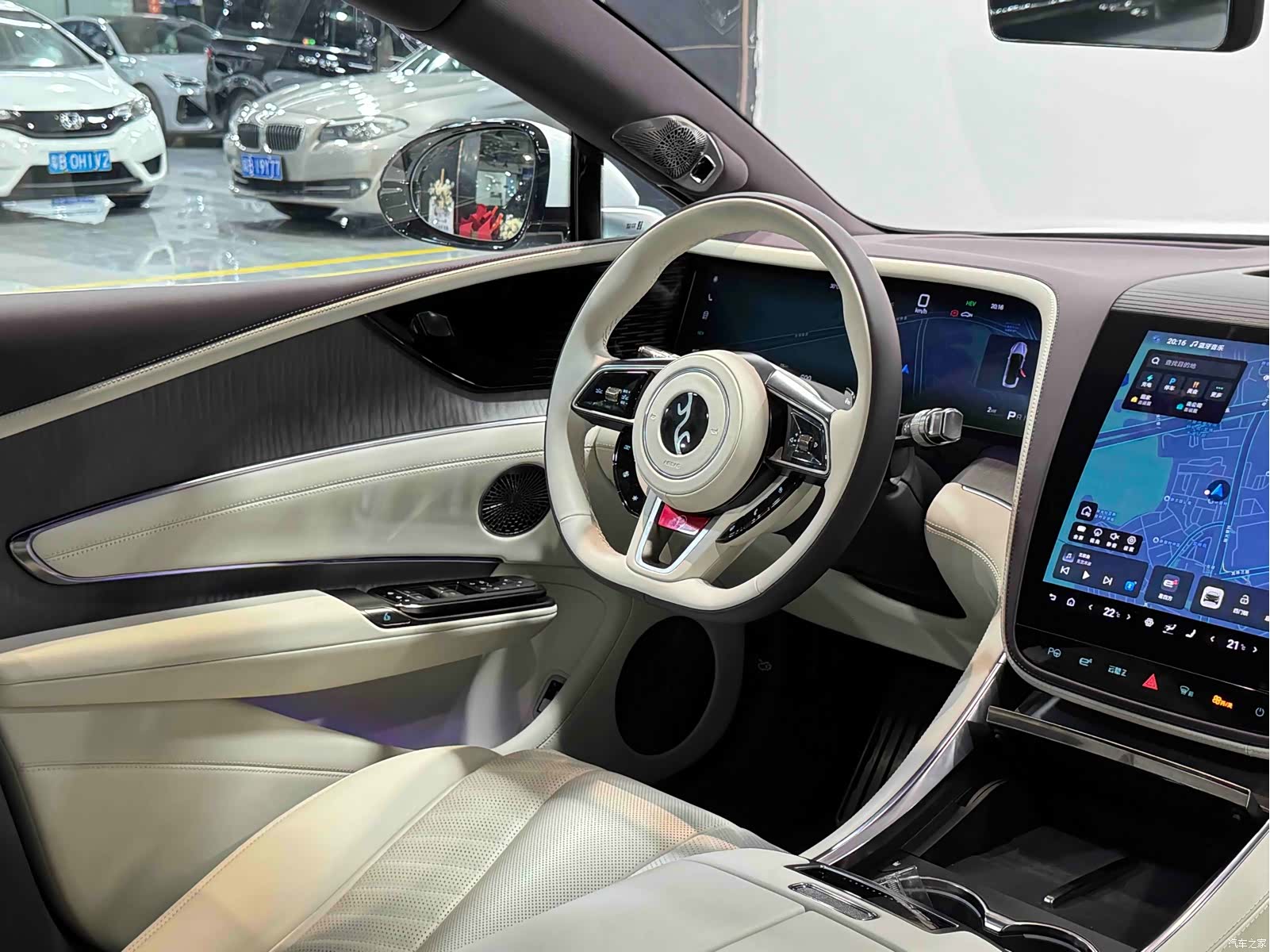 Yangwang U7, 2025 7