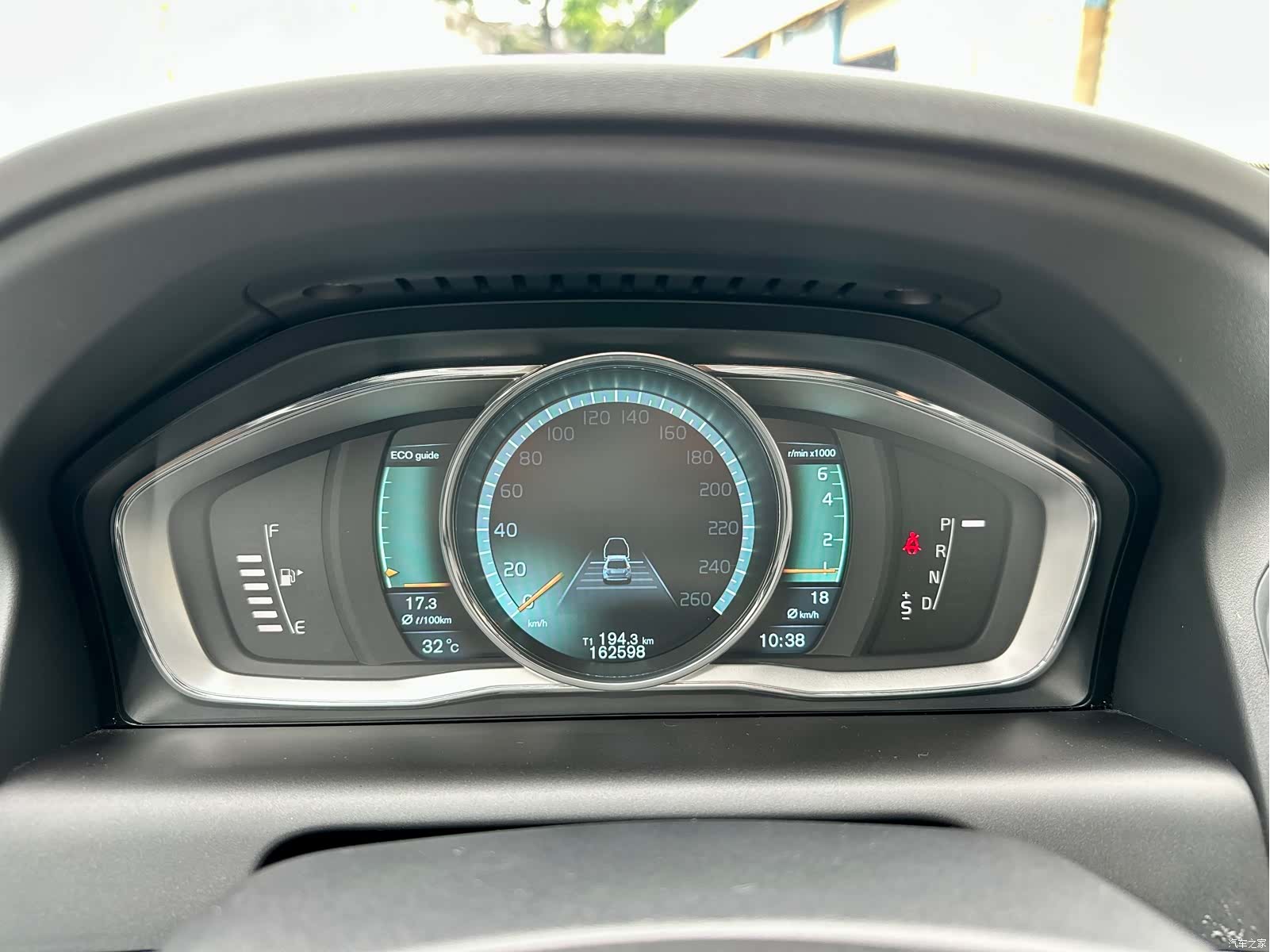Volvo XC60, 2014 28