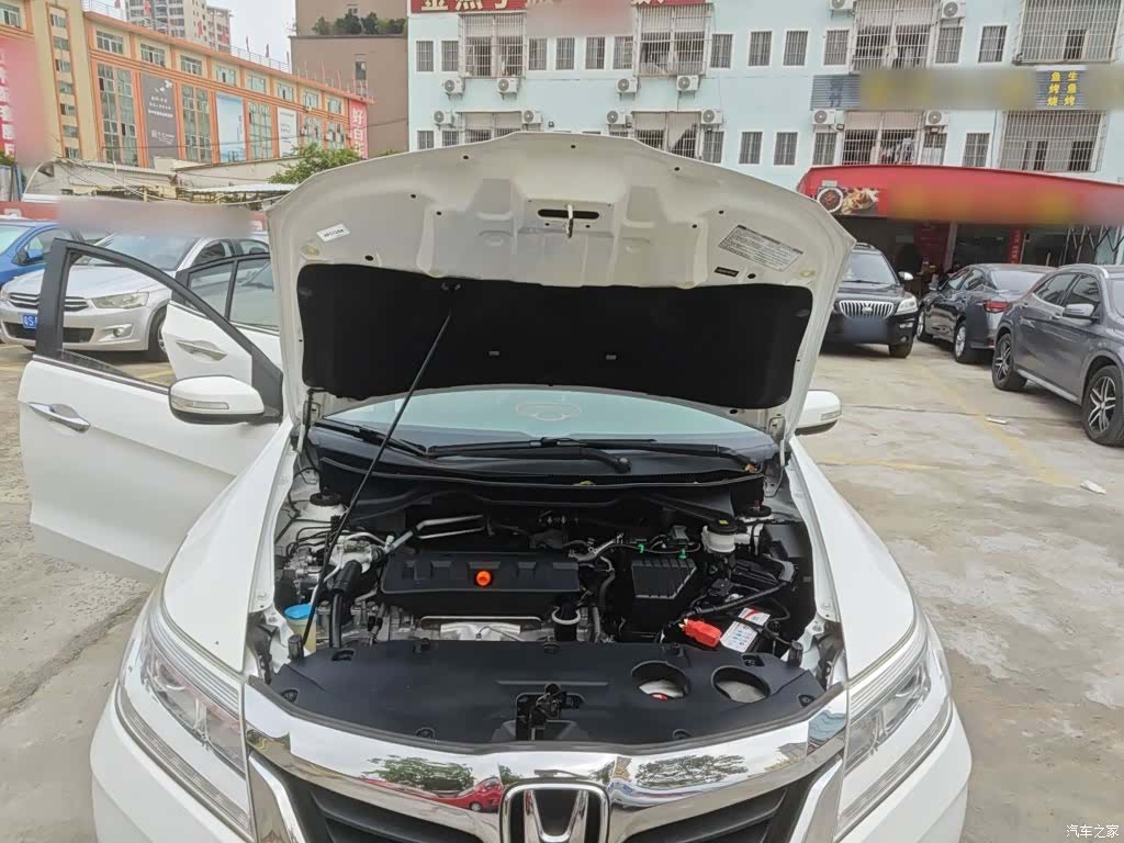 Honda Crider, 2015 16