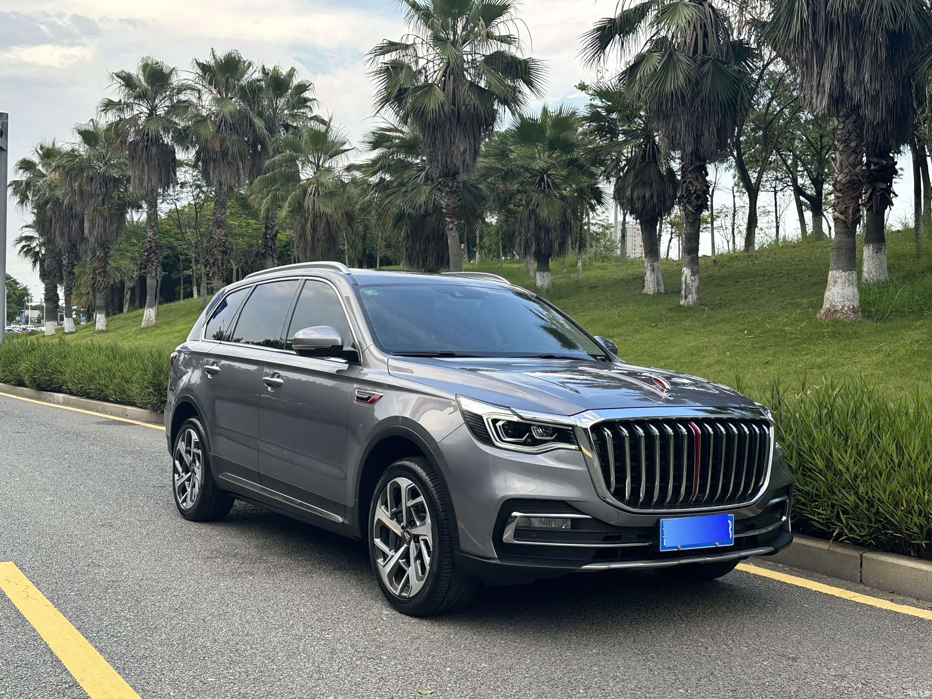 Hongqi HS7, 2022 12