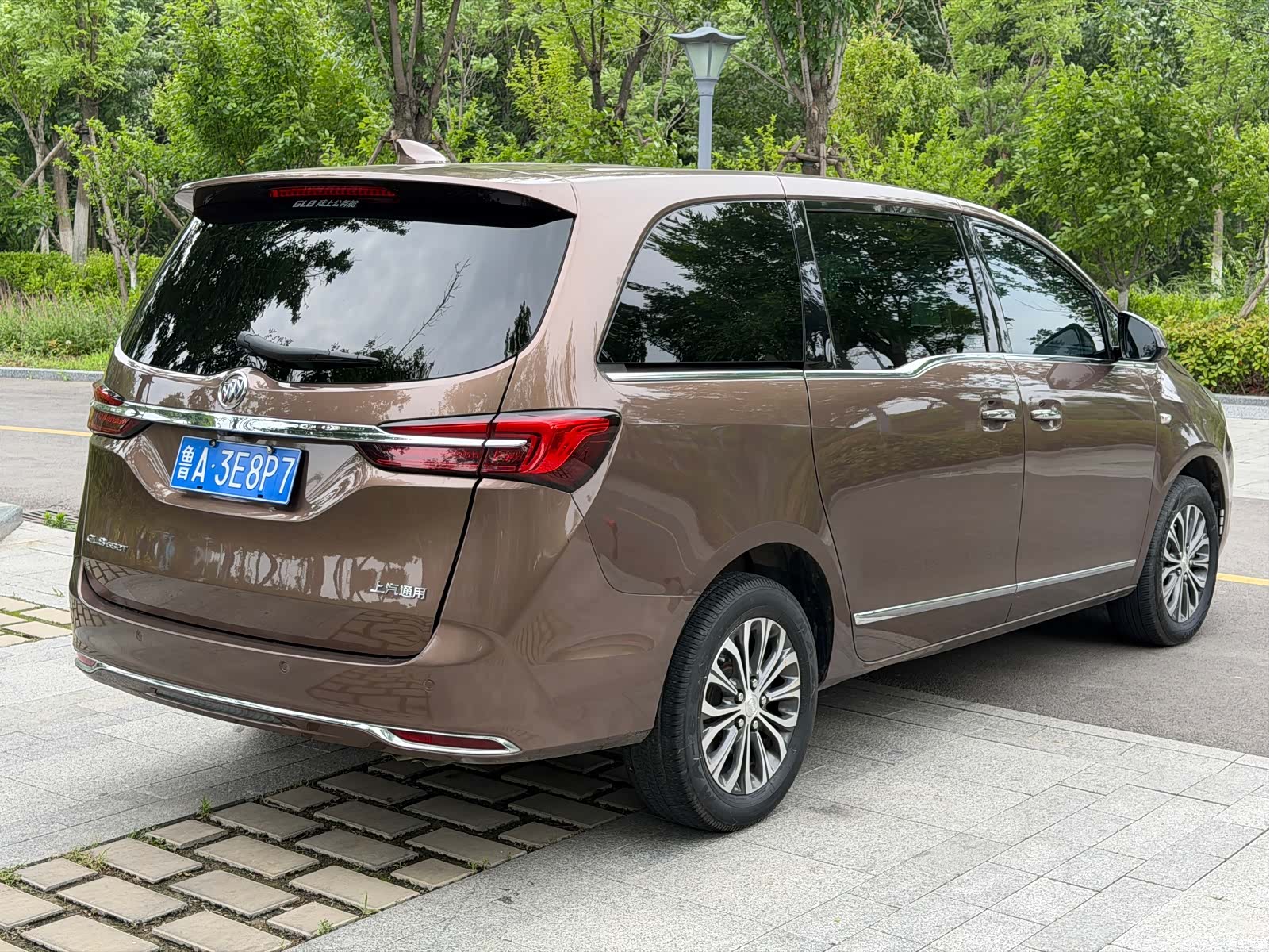 Buick GL8, 2021 6