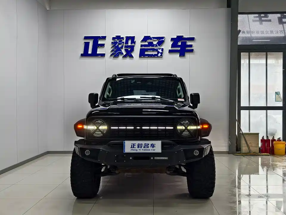 Tank 300 Tank 300