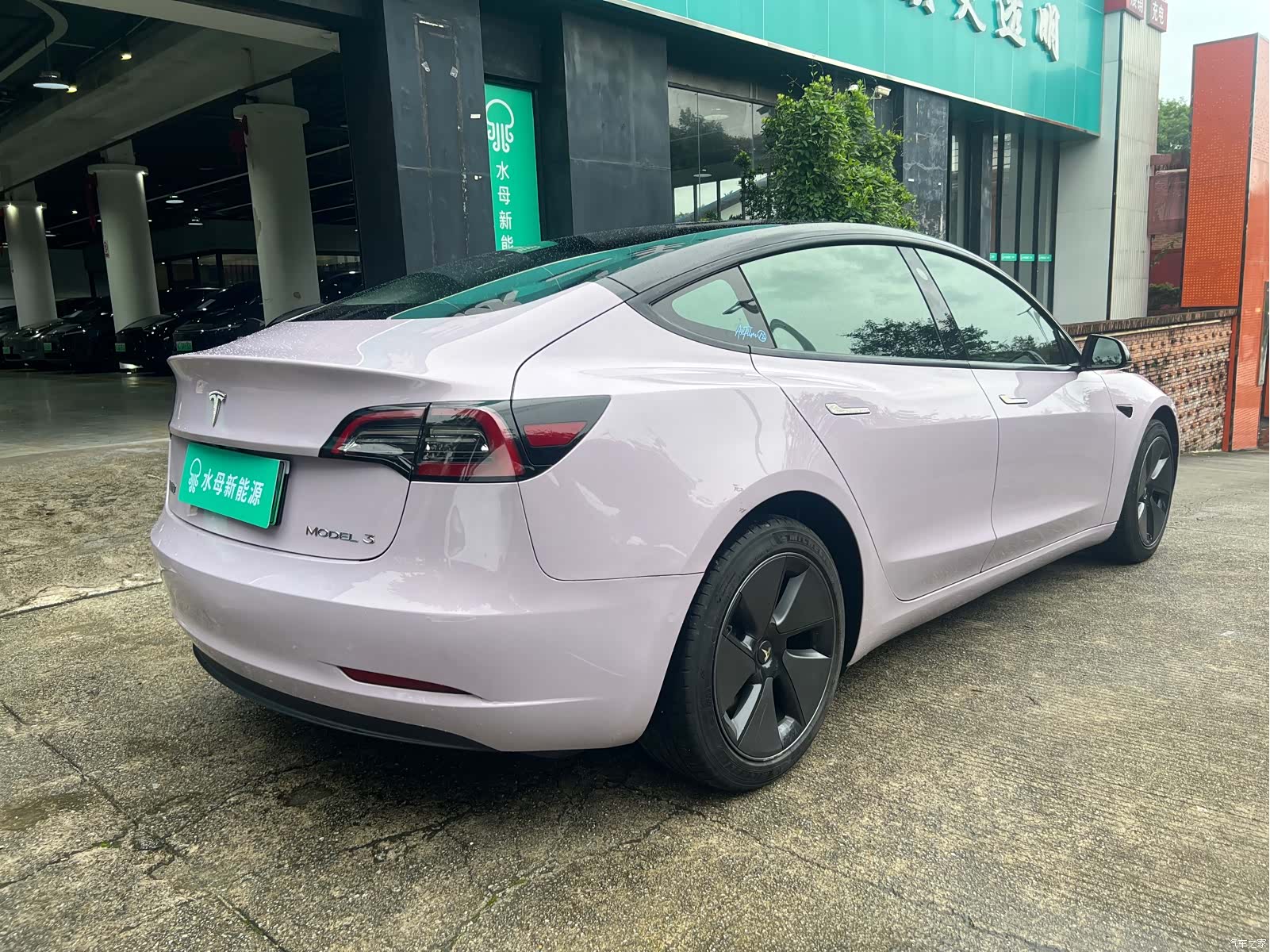 Tesla Model 3, 2022 4