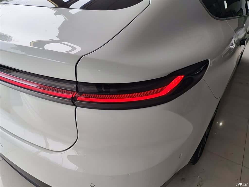 NIO ET7, 2023 8