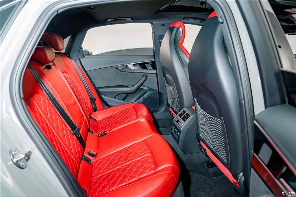 Audi S4, 2022 21