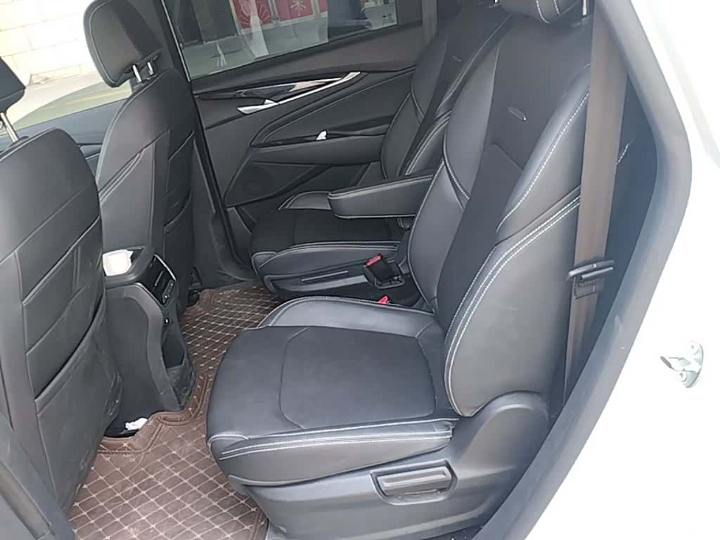 Maxus G50, 2023 17