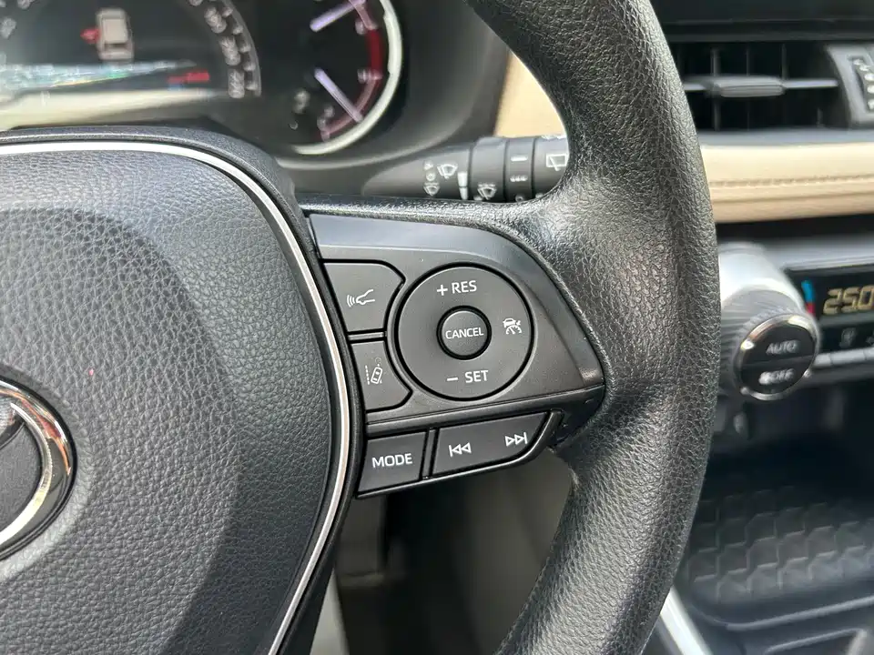 Toyota RAV4 Rongfang