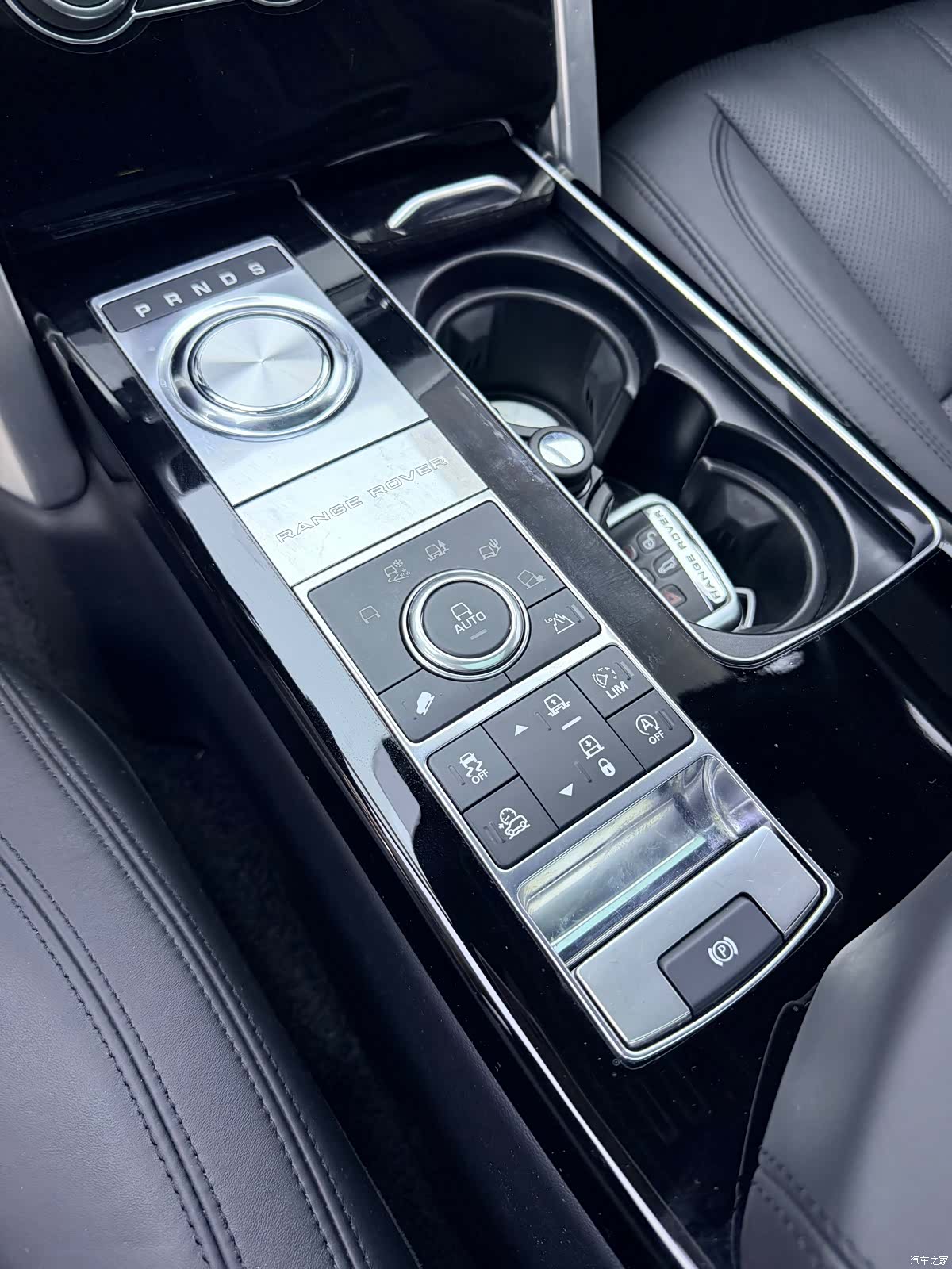 Land Rover Range Rover, 2018 15